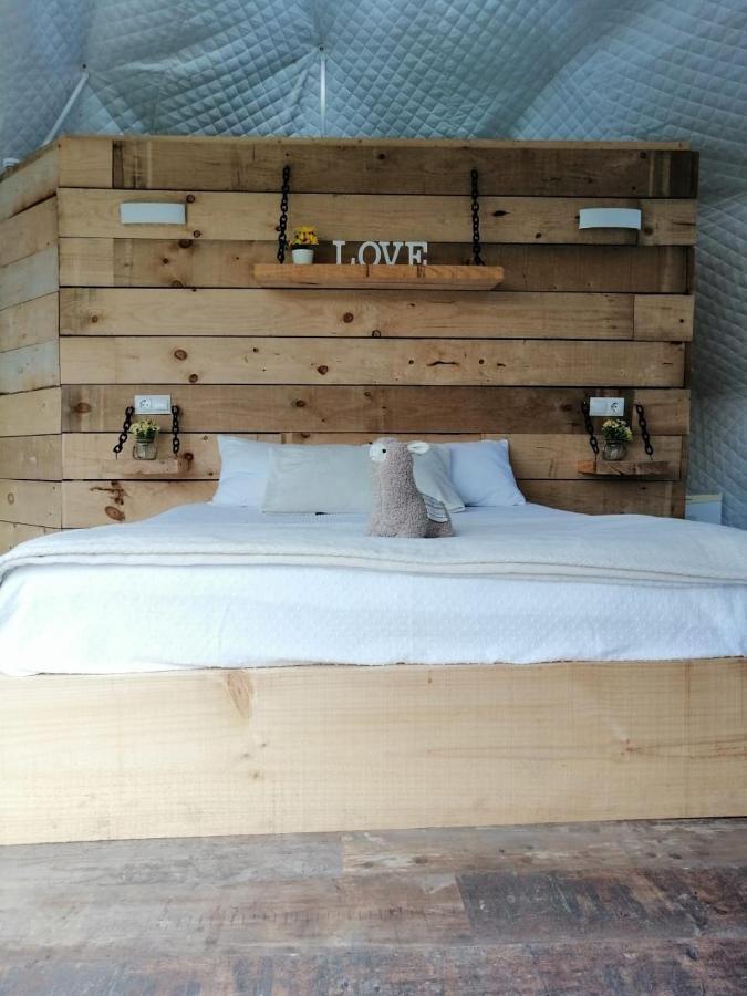 Отель Glamping Quintana Хихон Экстерьер фото
